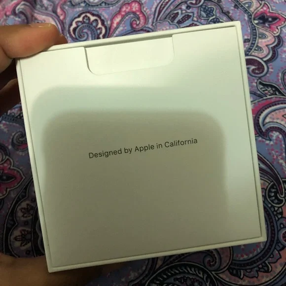 APPLE AIRPODS
